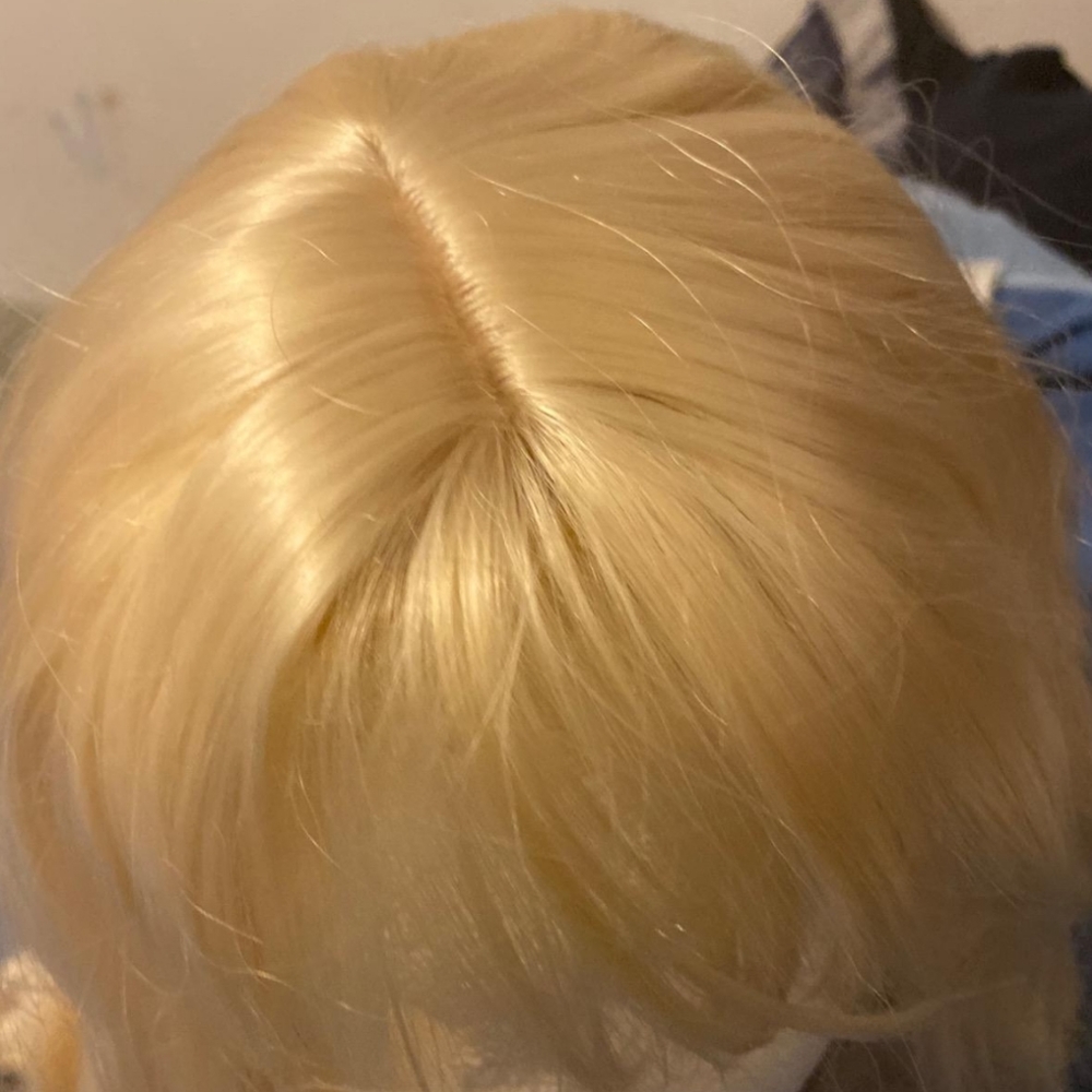 Wig - Picture 8 of 8